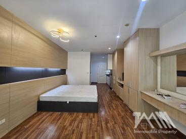 พนาสนธิ์ กรีนเพลส คอนโดมิเนียม / Phanason Greenplace Condominium