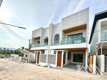 หมู่บ้านชเลคีรี กะทู้ / Ban Chale Khiri