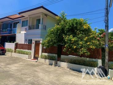 พนาสนธิ์ การ์เด้น โฮม ถลาง / Phanason Garden Home
