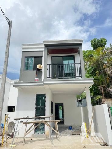บ้าน - ฉลอง / House - Chalong