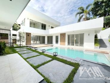 ล็อคปาล์ม กะทู้ / Loch Palm Villas Kathu