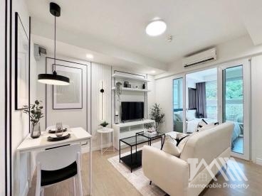 เดอะ รอยัล เพลส คอนโดมิเนียม / The Royal Place Condominium