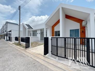 การ์เด้นท์ เพลส ถลาง / Garden Place Village