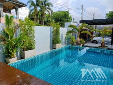 พูลวิลล่า - ม่าหนิก / Pool Villa - Manik
