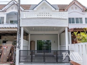 หมู่บ้านณัฐกมล กู้กู / Baan Natkamon Kuku