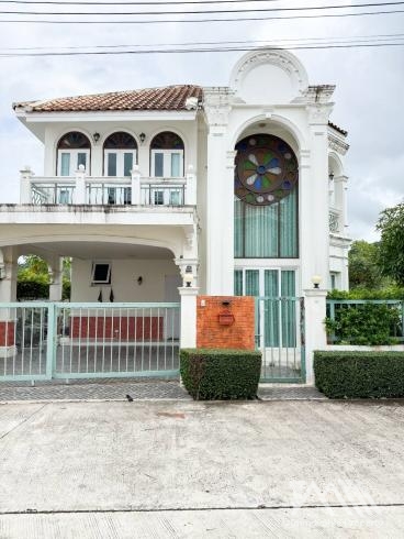 สุพิชฌาย์ ชิโน เกาะแก้ว / Supicha Sino Kohkaew