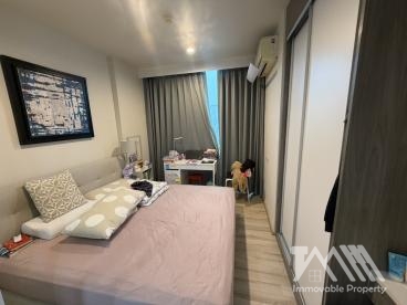 เดอะเบส ดาวน์ทาวน์ / The Base Downtown