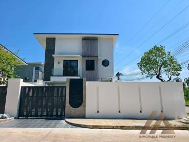 พูลวิลล่า 2 ชั้น บายพาส / Pool Villa By Pass