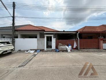 บ้านแฝด ชั้นเดียว - บ้านแขนน