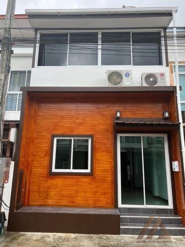 ทาวน์เฮาส์ 2 ชั้น - ป่าคลอก