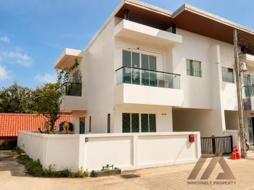 บ้านแฝด 2 ชั้น - ในยาง