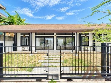 บ้าน ชั้นเดียว - สามกอง