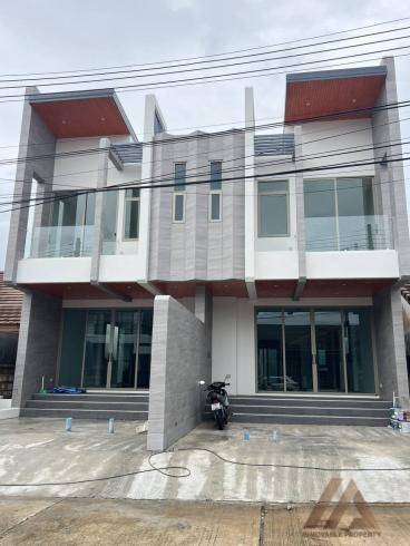 บ้านแฝดสร้างใหม่ - สามกอง