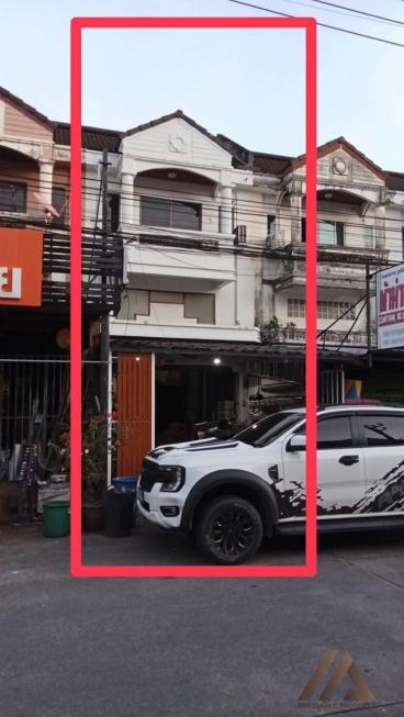 อาคารพาณิชย์ 2 ชั้นครึ่ง - สามกอง