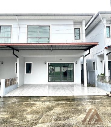 เดอะริช ม่าหนิก / The Rich *